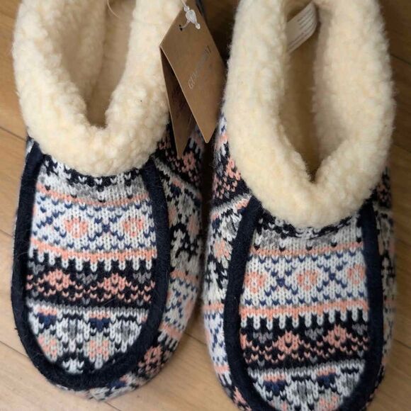 Gumusservi Brand New Memory Foam Slippers – Size 7 – Ultra Soft & Comfortable - Picture 2 of 4